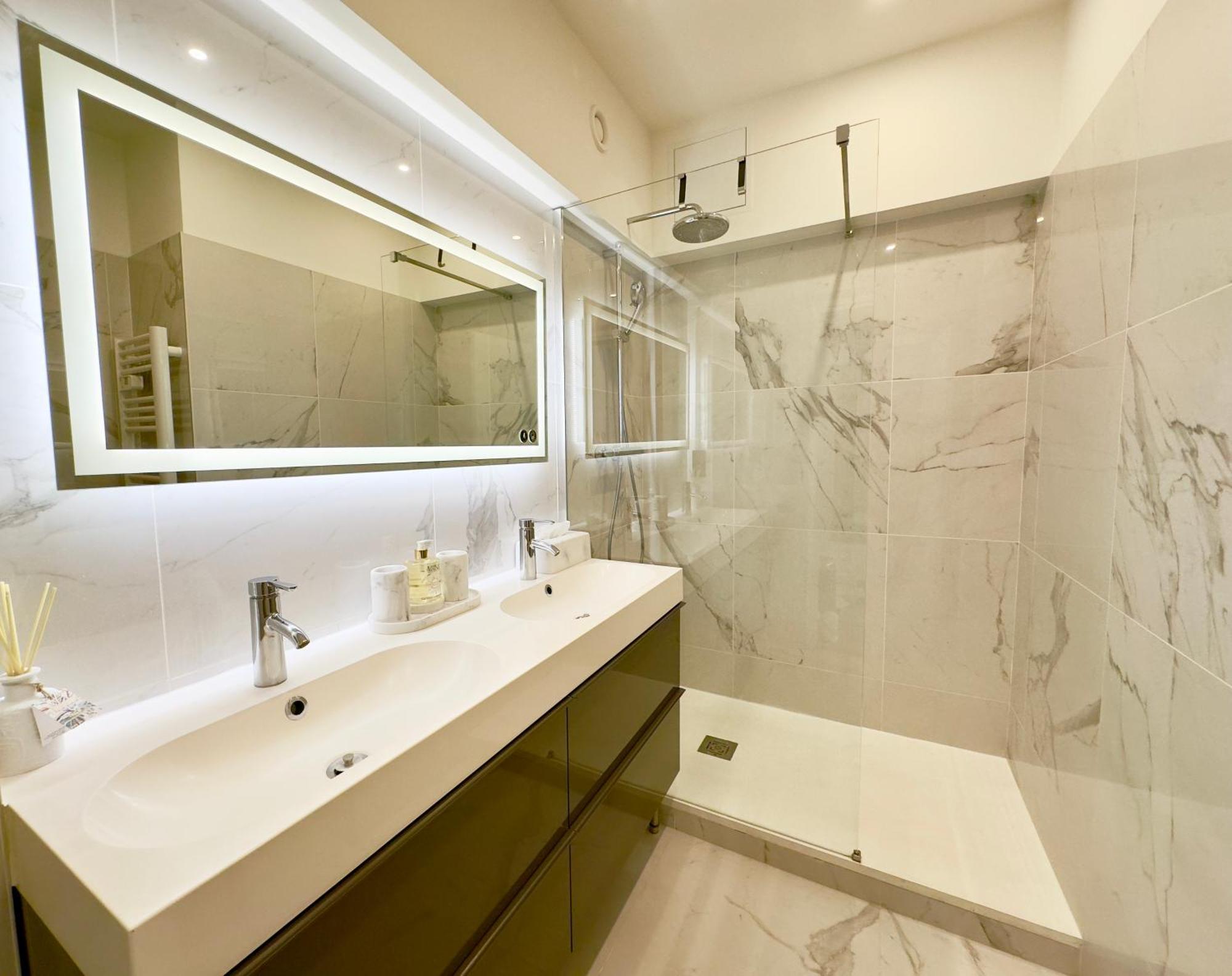 Luxueux 3 Pieces 80M2 - 2Ch - 2 Sdb - 1Mn Beach Croisette Κάννες Εξωτερικό φωτογραφία